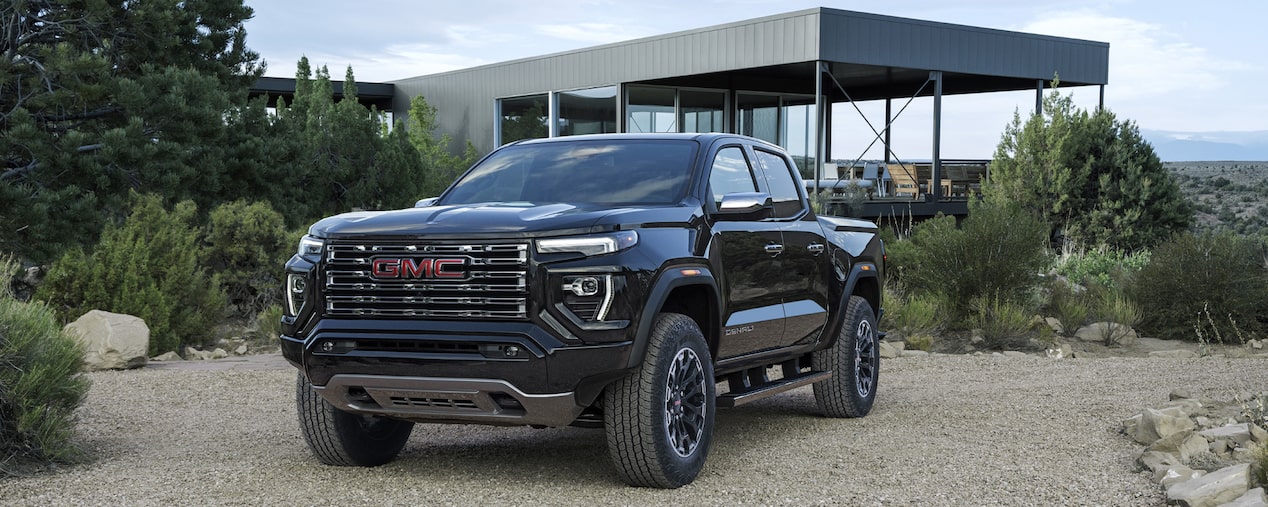 my26_canyon_ext_masthead