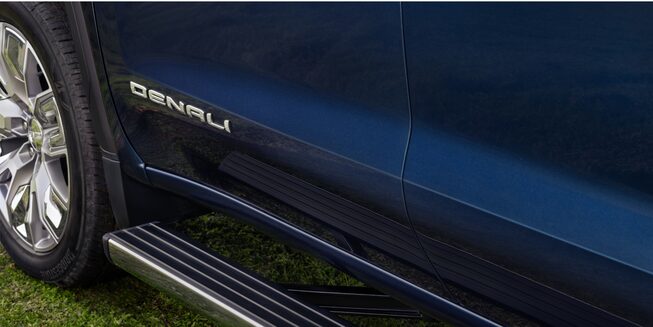 2023 GMC Sierra Photography: Exterior Static 3/4 Front