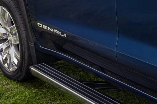2023 GMC sierra Design: Exterior Side Lettering