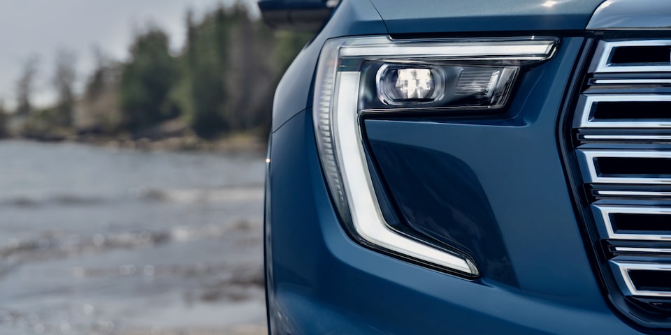Close-up of the 2025 GMC Acadia Denali Headlight