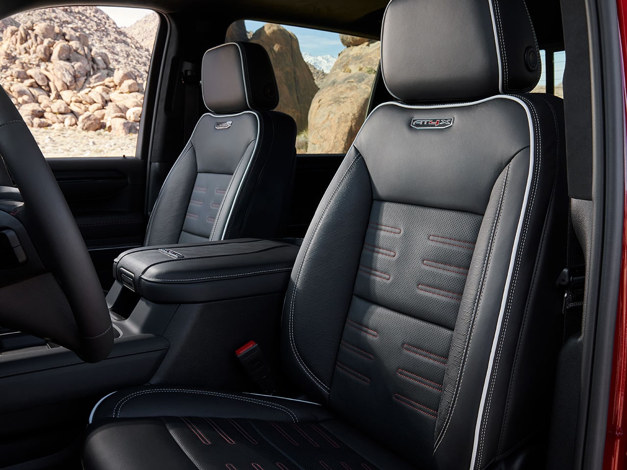 The Front Row Interior Seats of the 2026 GMC Sierra HD Heavy Duty Truck