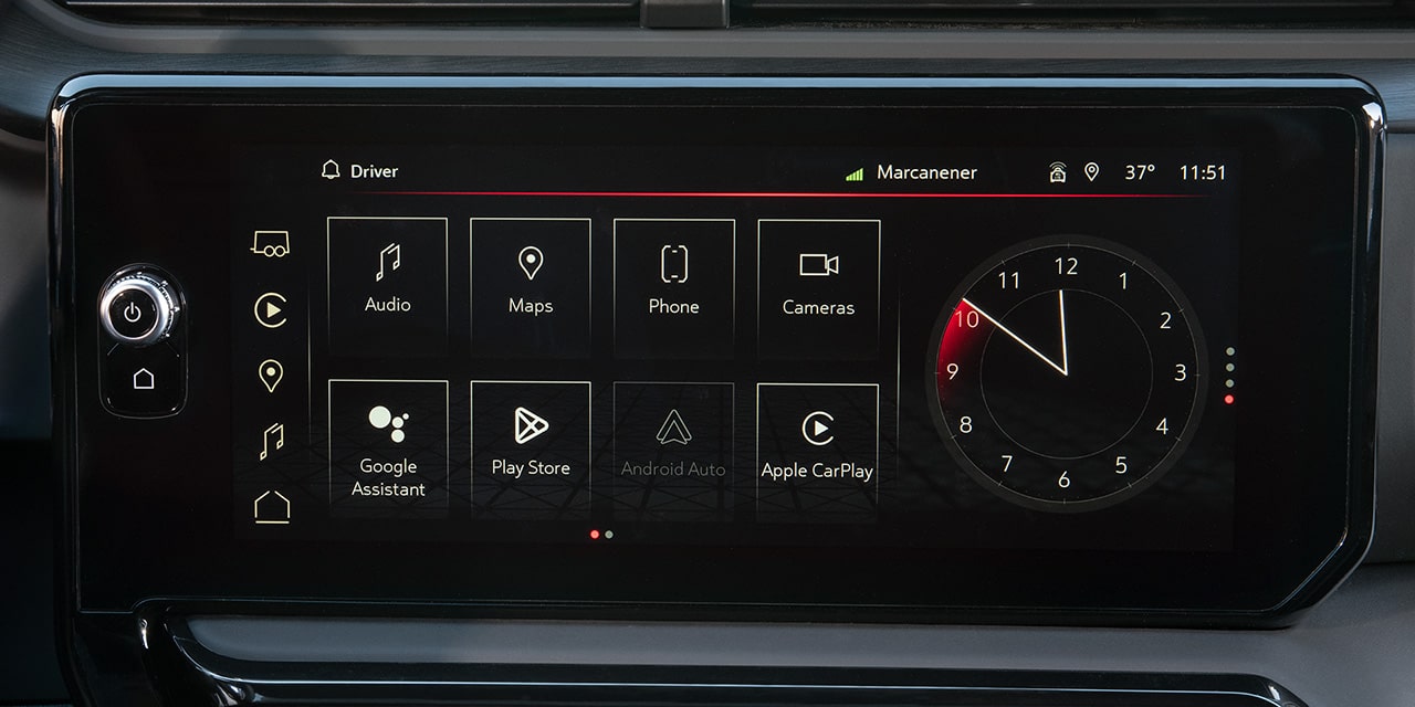 Close-up of the 13.4 Inch Diagonal Premium GMC Infotainment System