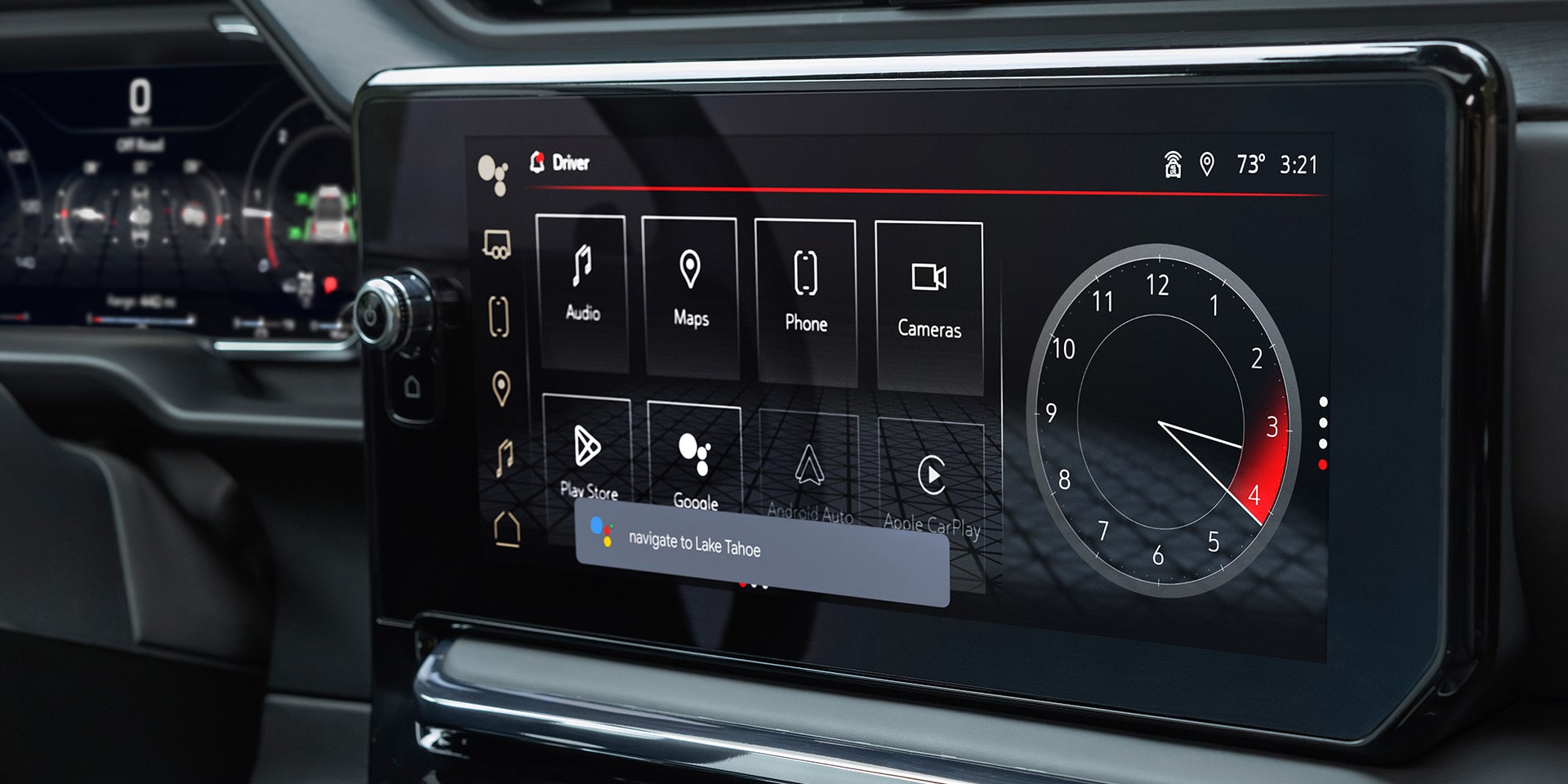 Close-up of the 13.4 Inch Diagonal Infotainments System